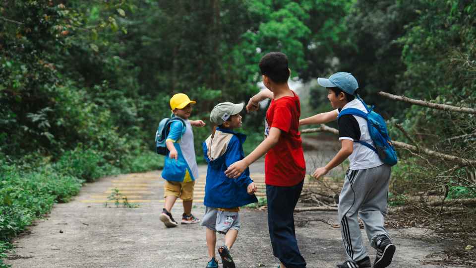 Nature walks for kids 