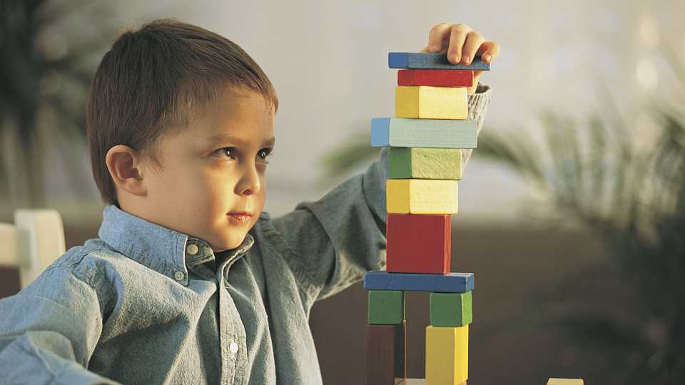 How toys help in development of preschool kids 