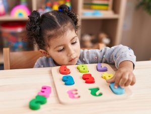 activities where toddlers learn through play